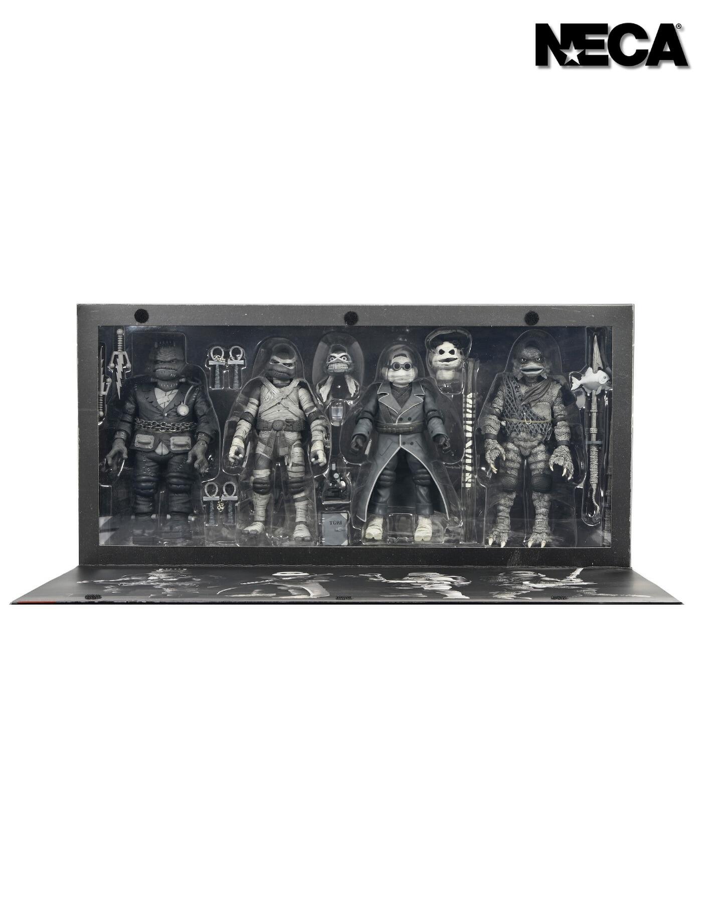 Universal Monsters x Teenage Mutant Ninja Turtles Action Figure 4-Pack - The Turtles (Black And White)