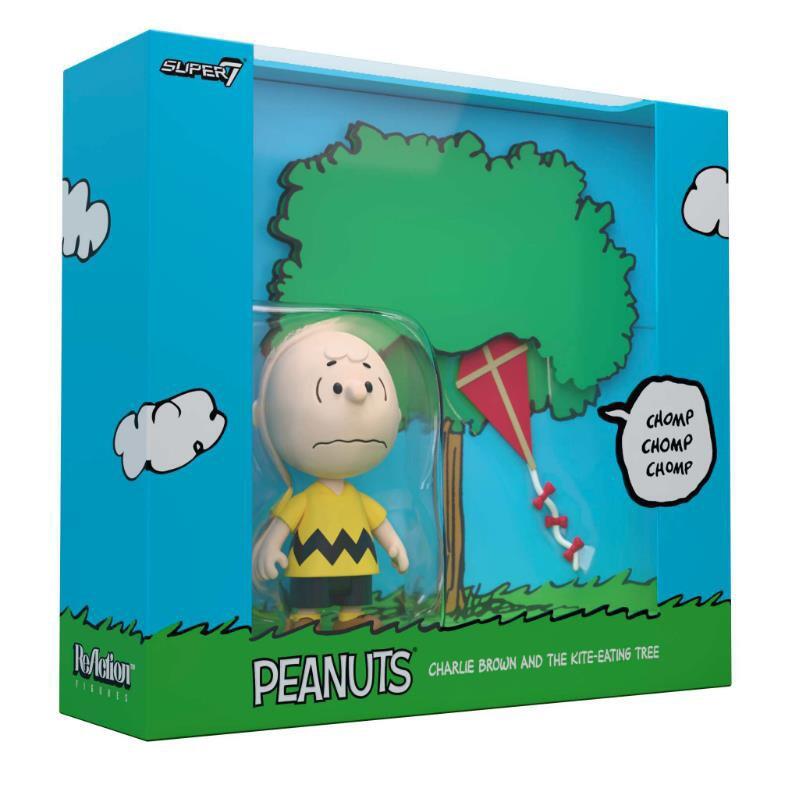 Peanuts Reaction Action Figure - Charlie Brown and The Kite-Eating Tree (Diorama Box)