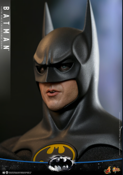 Batman - Batman Returns Hot Toys Collectibles 1/6 Scale Action Figure