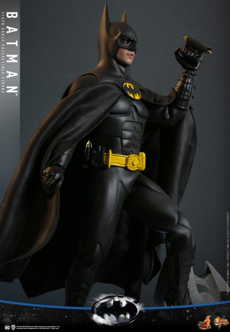 Batman - Batman Returns Hot Toys Collectibles 1/6 Scale Action Figure