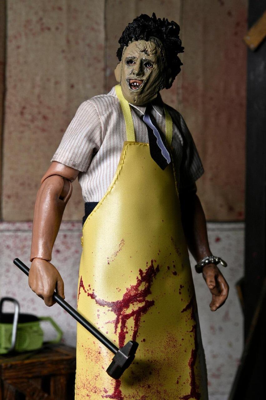 Texas Chainsaw Massacre Ultimate 8 Inch Clothed Action Figure - Leatherface