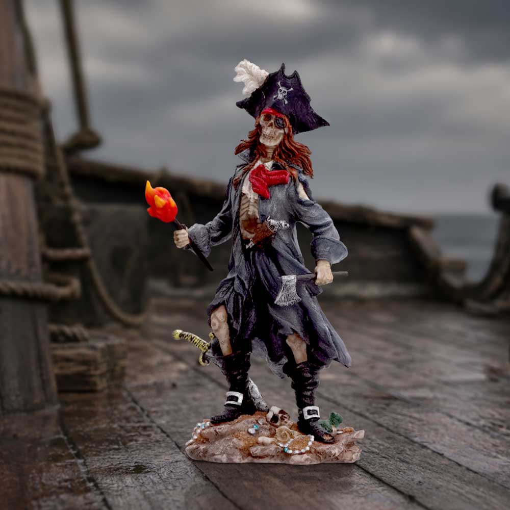 *PRE-ORDER* Nemesis Now Skeletal Pirate 10 Inch Resin Collectible Figurine - Cursed Captain