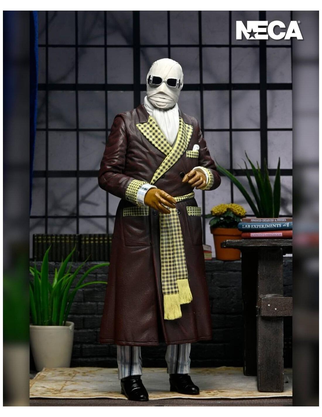 Universal Monsters Ultimate 7 Inch Scale Action Figure - Invisible Man "Kemp House"